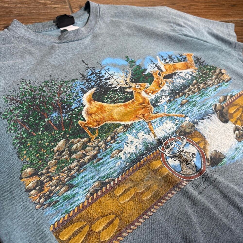 Vintage 90s Whitetail Deer Nature Graphic T-Shirt Signal Sport